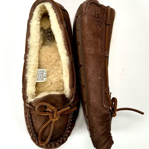Ugg Olsen Moccasin Sleepers - Picture 9 of 10